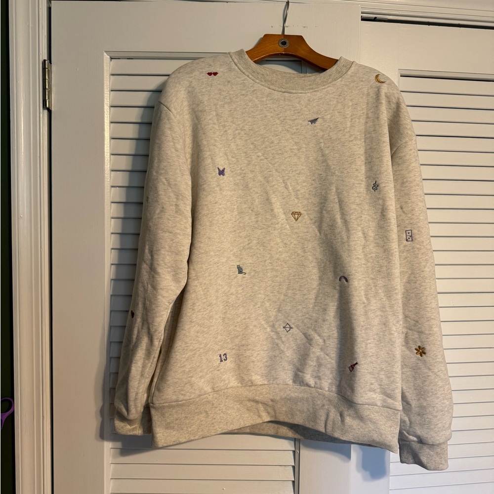 Taylor Swift Mojo Provo embroidered sweatshirt